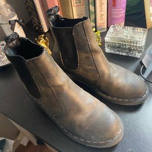 Dr. Martens Cadence Chelsea Boots